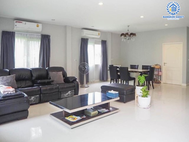 *****บ้านเดี่ยวมือสอง ม.ธารา ราชพฤกษ์-ปิ่นเกล้า บ้านสวย พร้อมอยู่ หลังมุม เนื้อที่ 102 ตร.ว. ฟังก์ชัน 4 ห้องนอน 4 ห้องน้ำ 2 ที่จอดรถ แถมฟรี !!! เครื่องปรับอากาศ 5 เครื่อง+เครื่องทำน้ำอุ่น 2 เครื่อง บนทำเลเชื่อมสู่ถนนกาญจนาภิเษก รายล้อมด้วยสิ่งอำนวยความสะดวกครบครัน